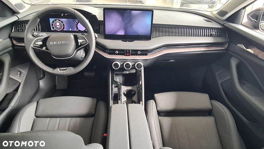 Skoda Superb 2.0 TSI L&K DSG - 19