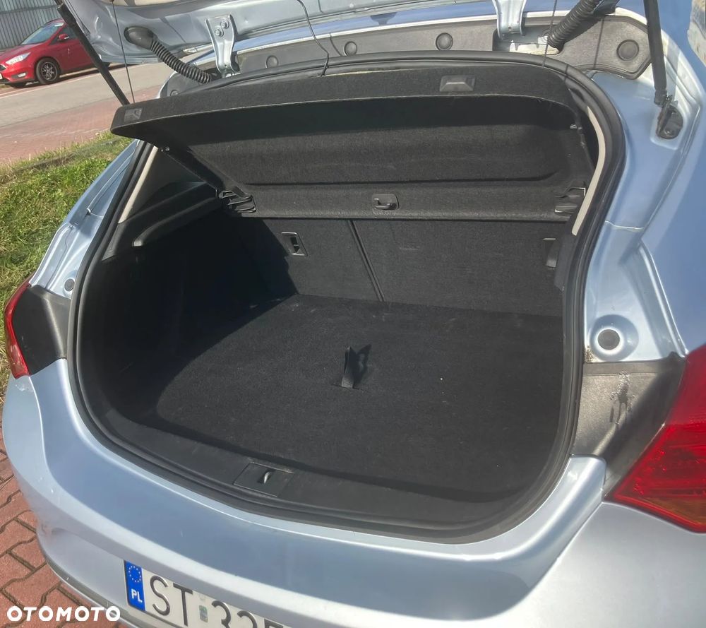 Opel Astra - 18