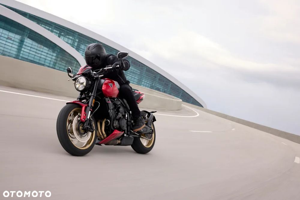 Triumph Trident - 33
