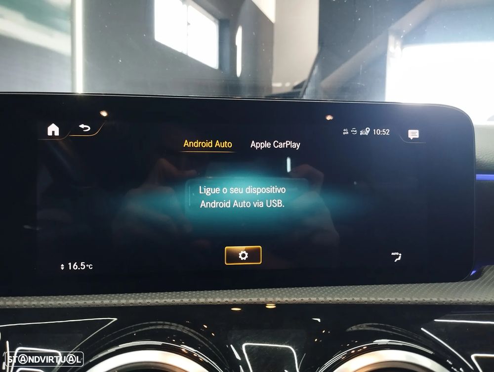 Mercedes-Benz A 250 Limousine e AMG Line - 36