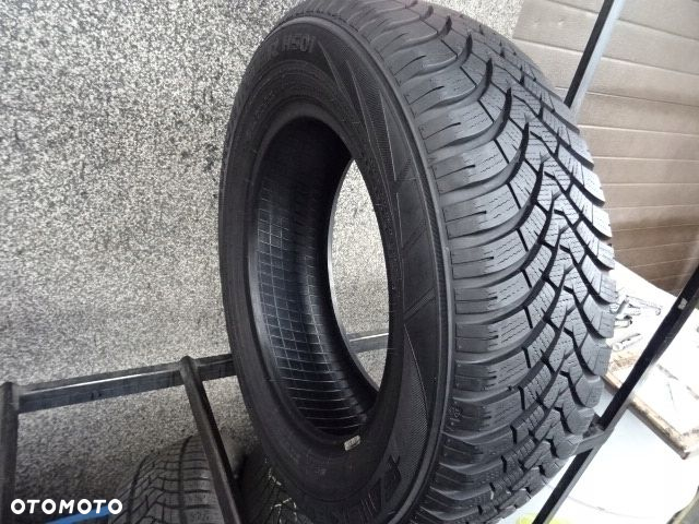 195/65/R15 91T Falken Eurowinter HS01 - 2