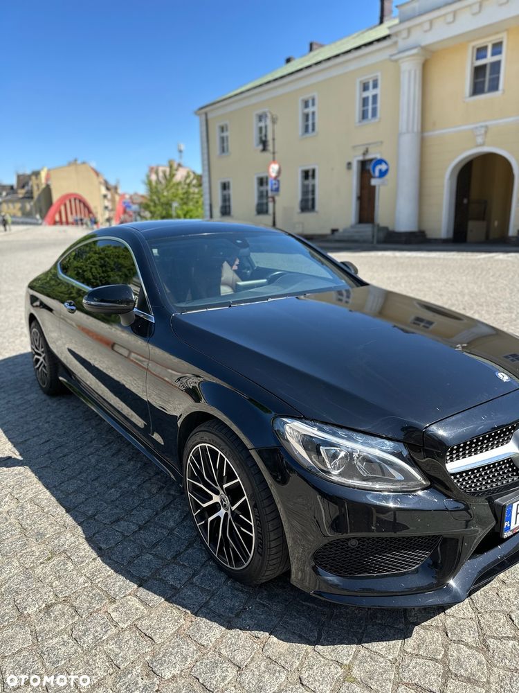 Mercedes-Benz Klasa C 300 9G-TRONIC - 15
