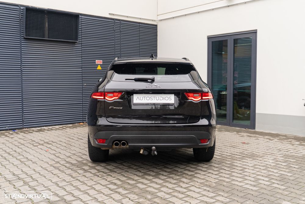 Jaguar F-Pace 20d Aut. R-Sport - 8