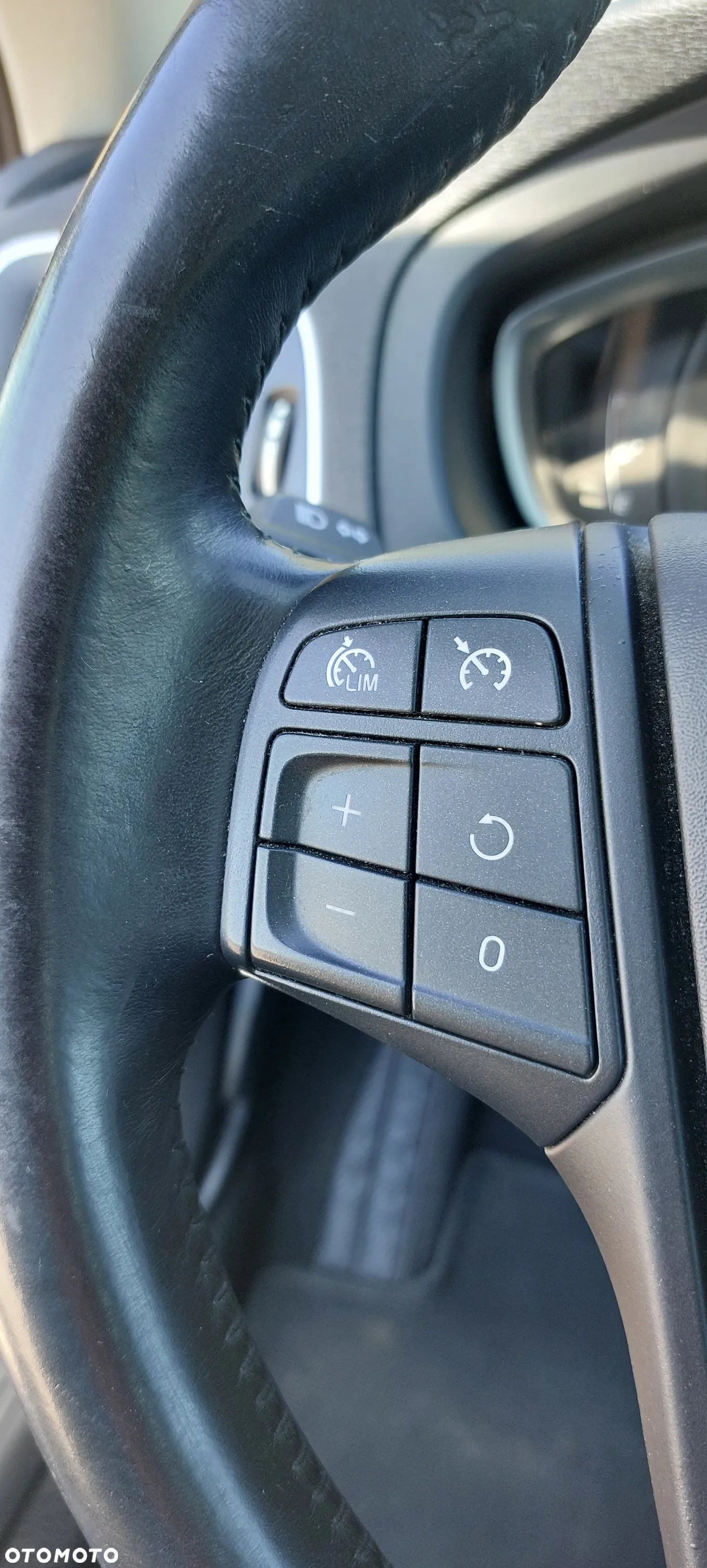Volvo V40 D2 Kinetic - 18