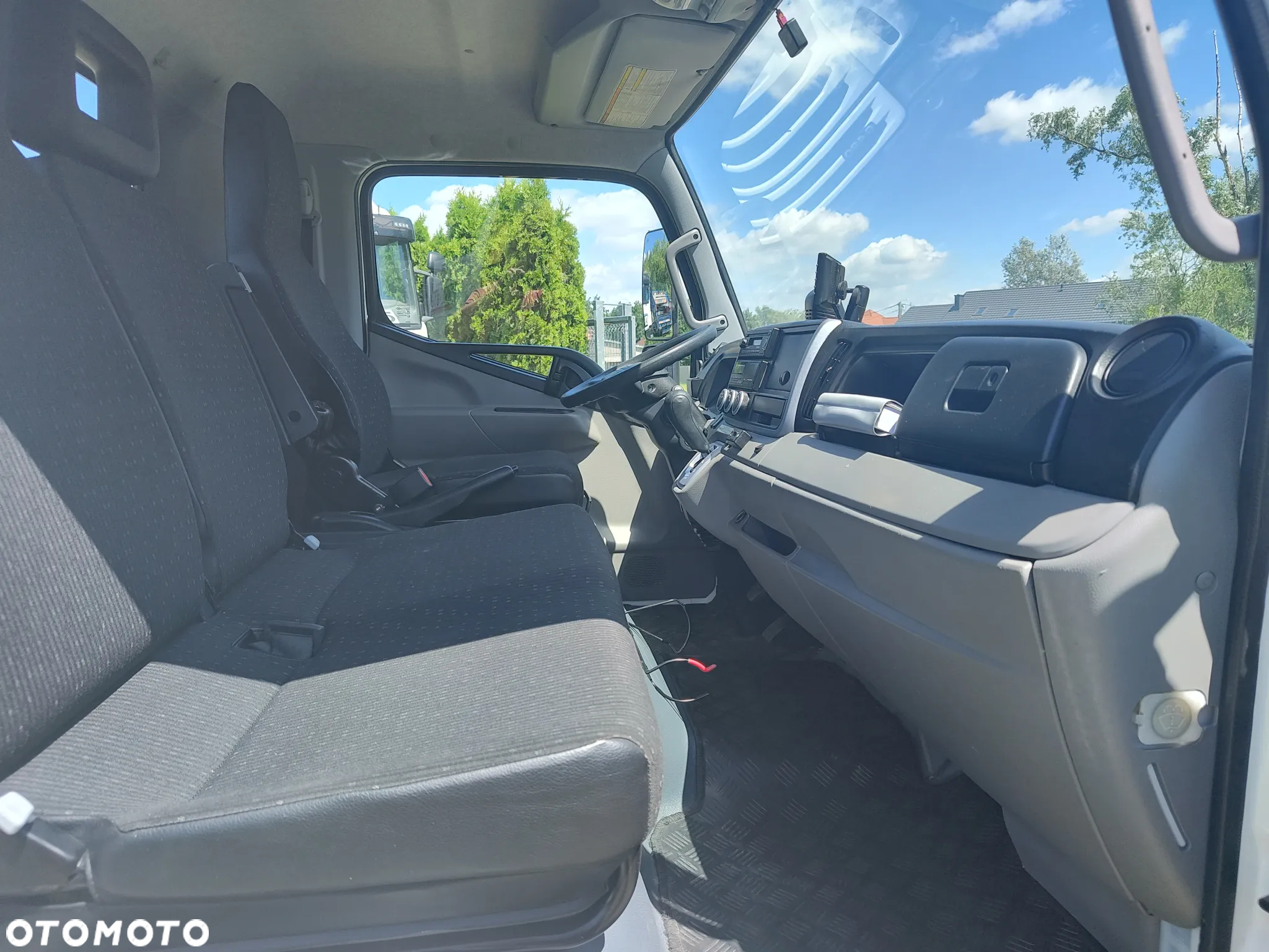 Mitsubishi Fuso Canter - 12