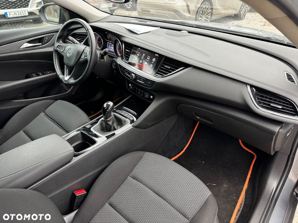 Opel Insignia 1.5 T Enjoy S&S - 38