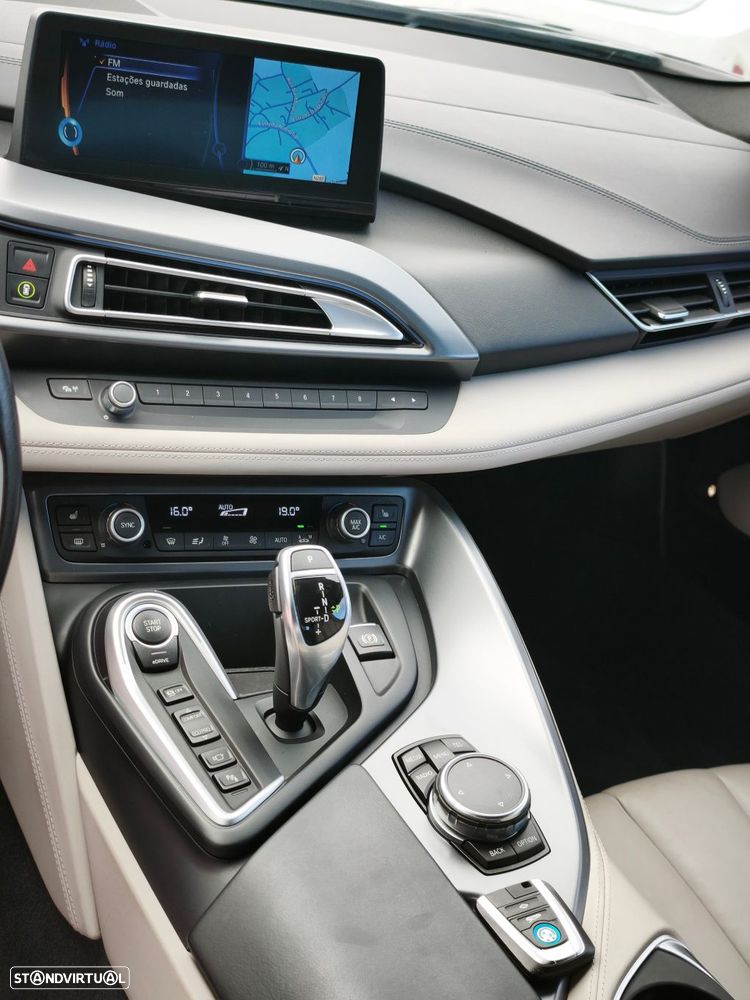 BMW i8 - 28