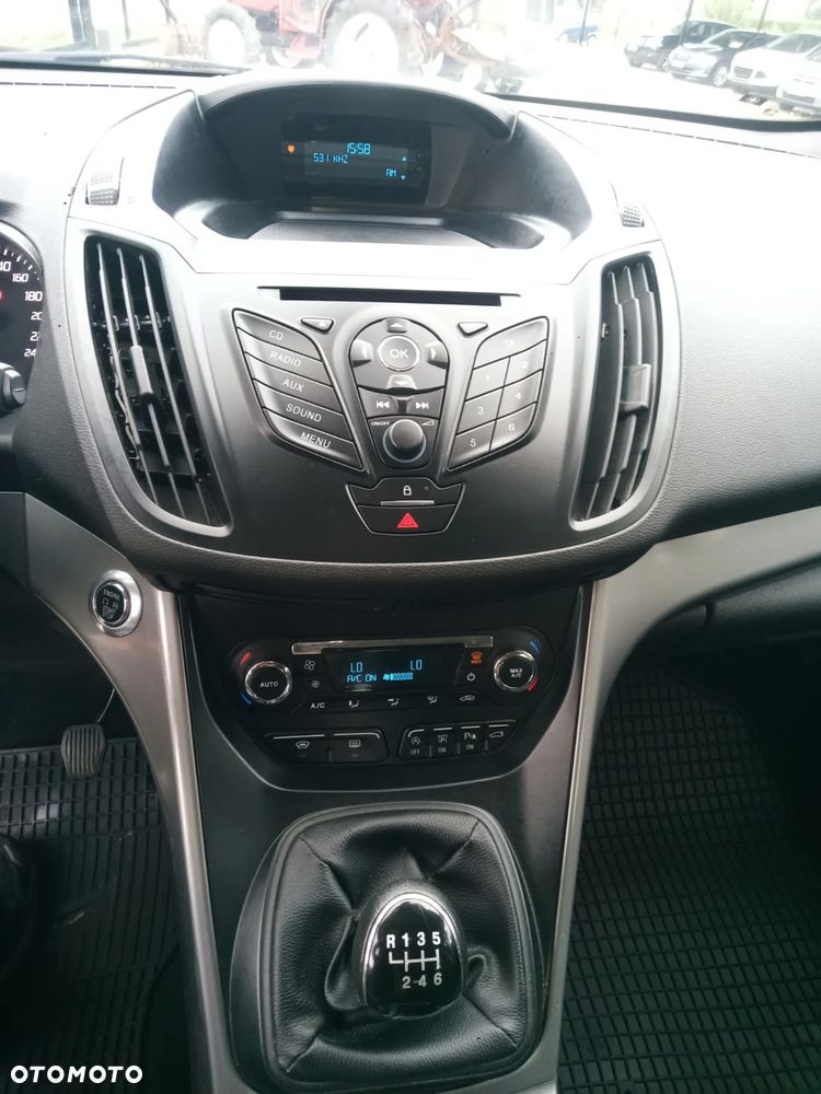 Ford Kuga 1.5 EcoBoost 2x4 Trend - 12