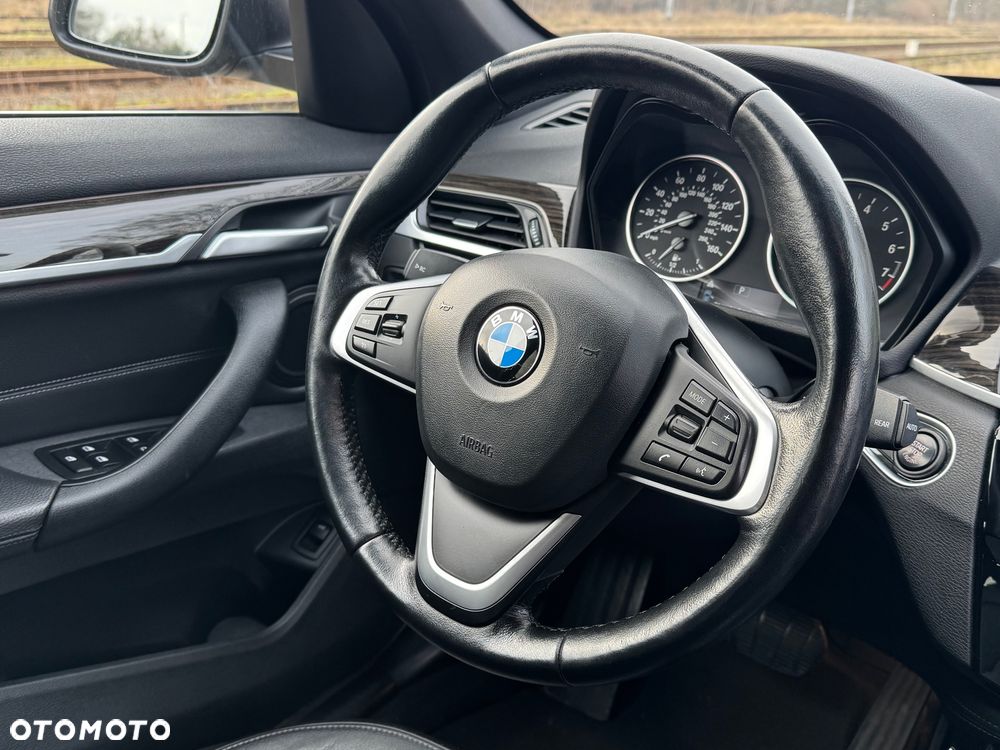 BMW X1 xDrive25i xLine sport - 22