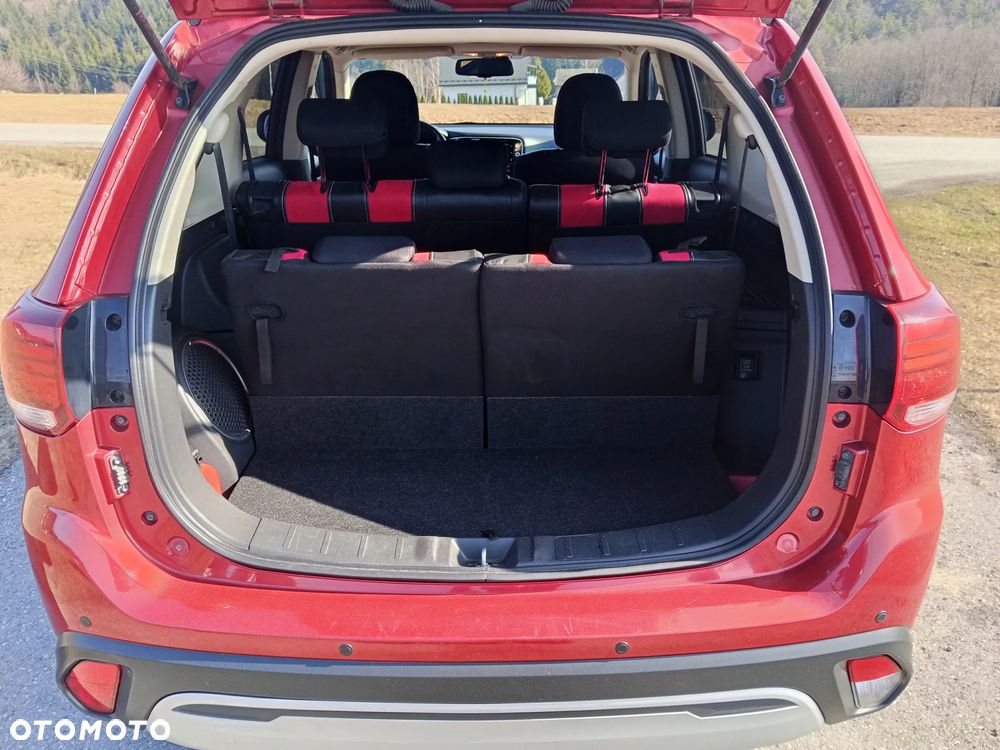 Mitsubishi Outlander 2.0 Intense 4WD CVT - 12