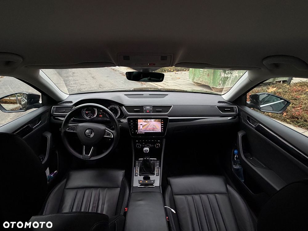 Skoda Superb 2.0 TDI 4x4 L&K - 23