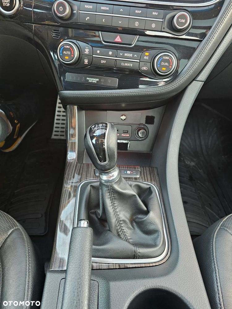 Kia Optima 2.0 XL - 26