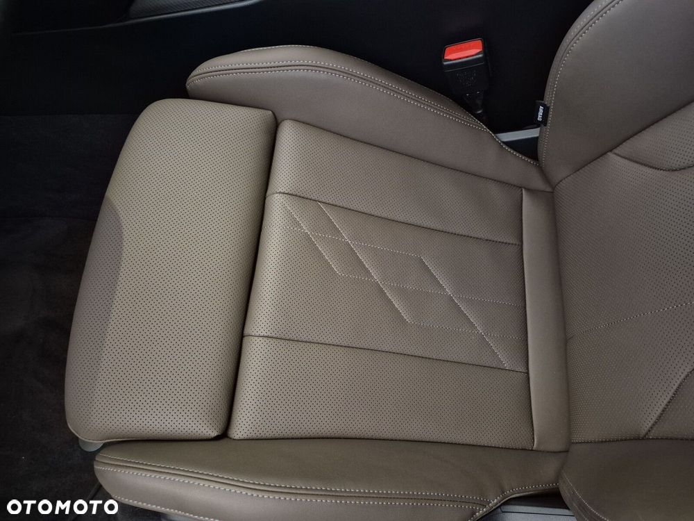 BMW X3 xDrive20d mHEV - 14