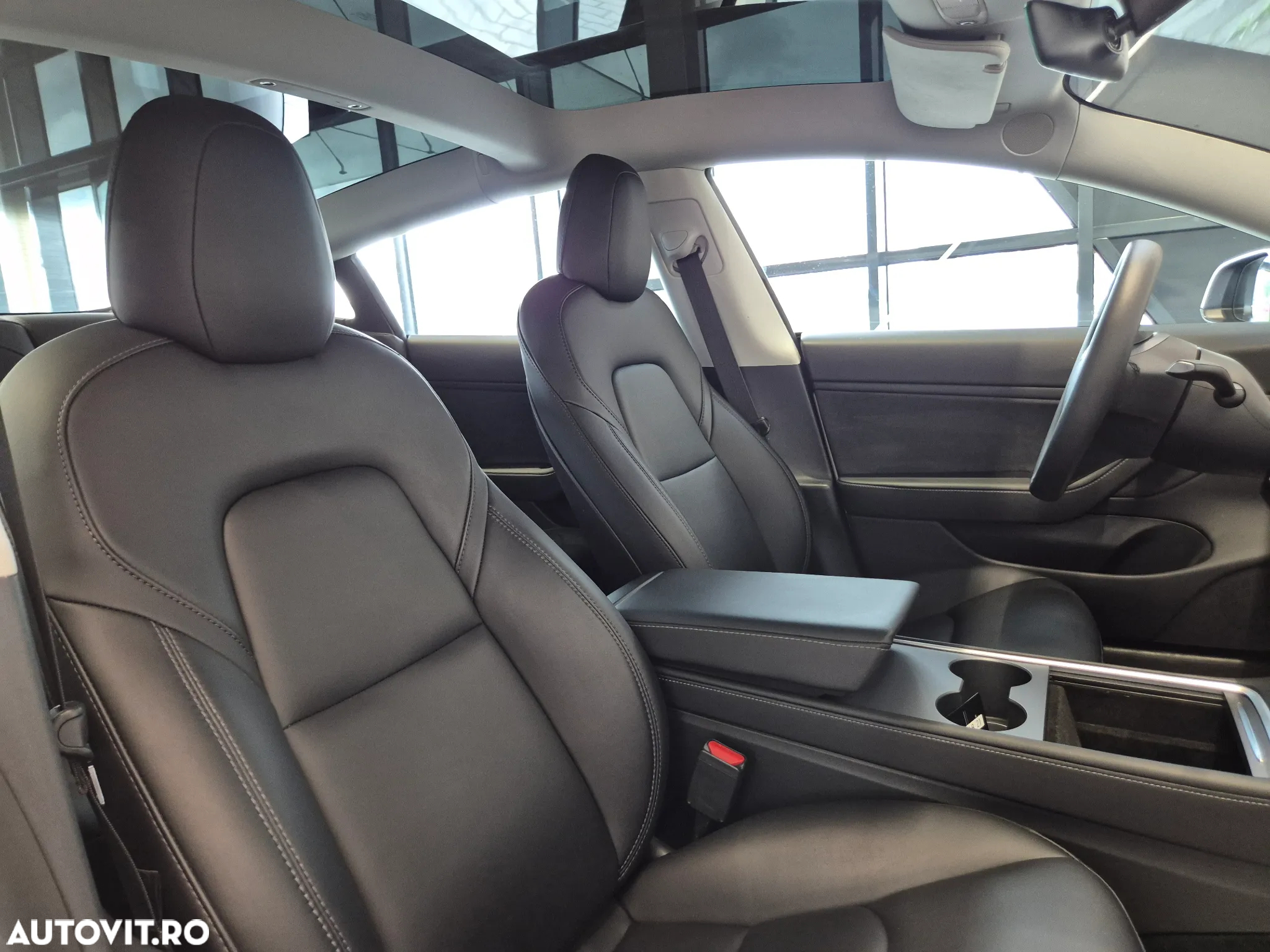 Tesla Model 3 Langstreckenbatterie Allradantrieb Dual Motor Performance - 17