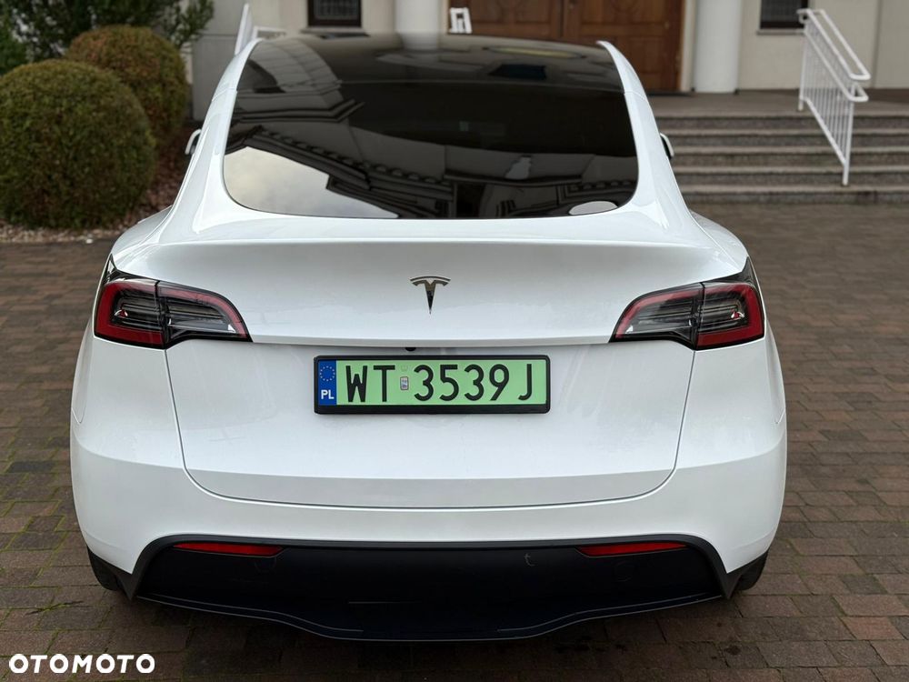 Tesla Y Standard - 11