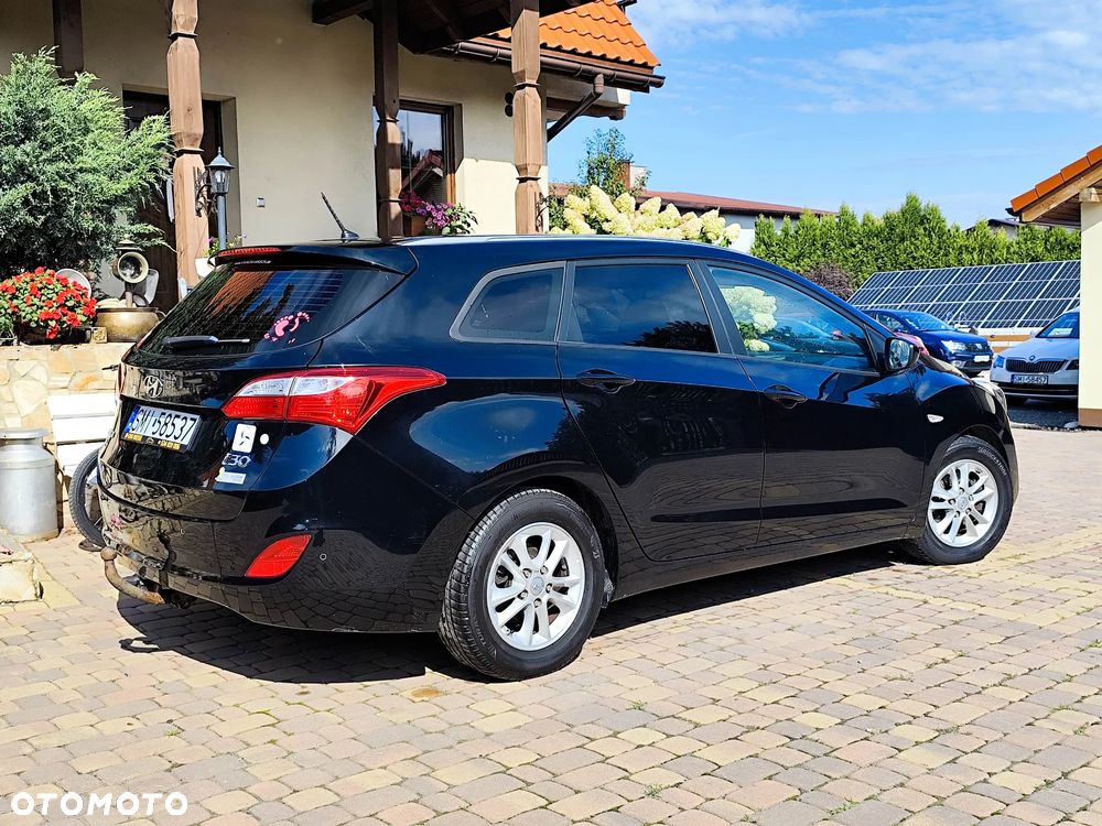 Hyundai i30 1.4 Comfort - 14