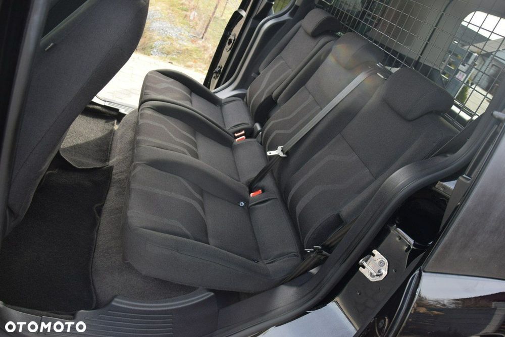 Ford Tourneo Connect 1.6 TDCi Trend - 27