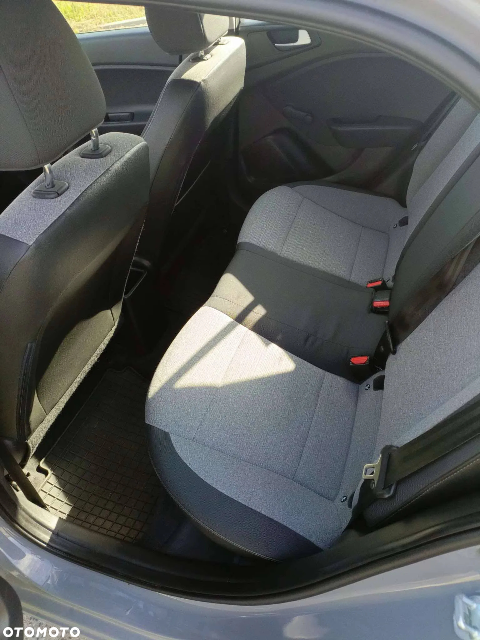 Hyundai i20 1.1 CRDi Comfort - 7