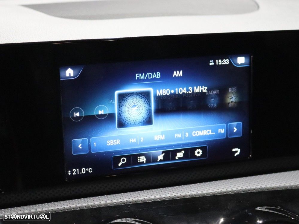 Mercedes-Benz A 180 d AMG Line - 29