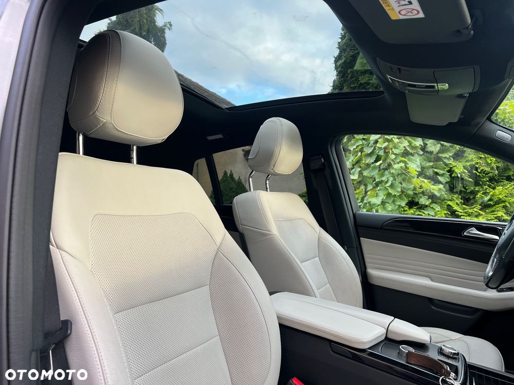 Mercedes-Benz GLE - 35