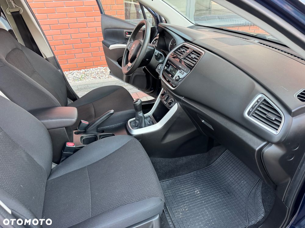 Suzuki SX4 S-Cross 1.0 T Comfort - 5