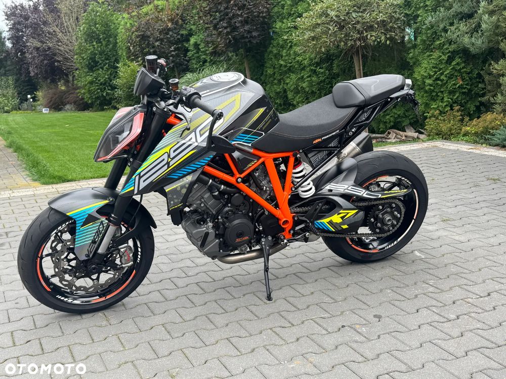 KTM Super Duke - 10
