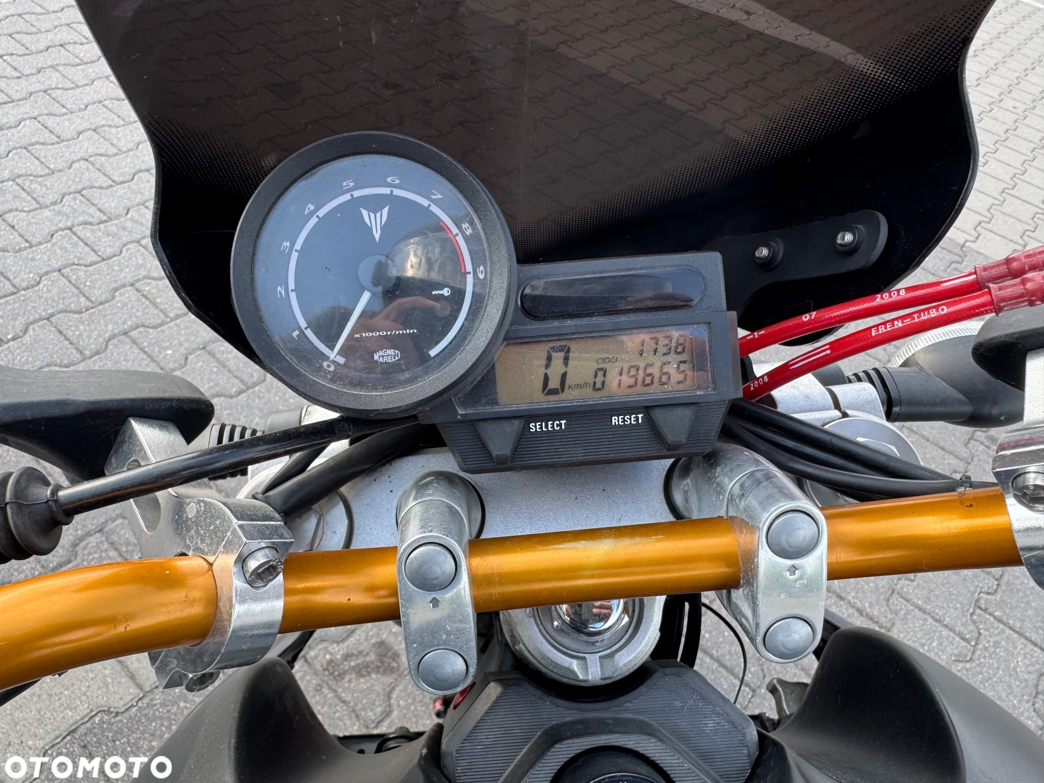 Yamaha MT - 5
