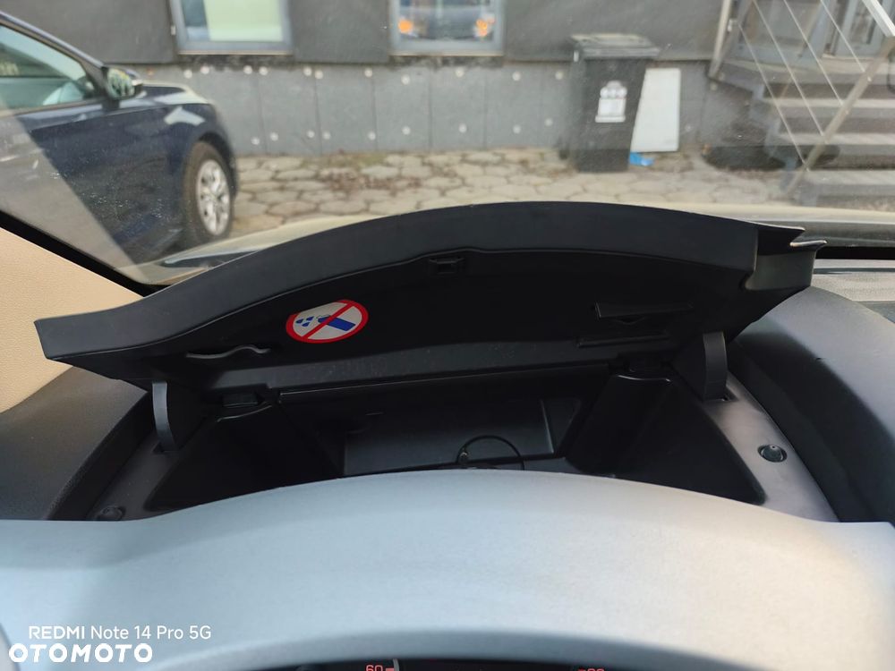 Citroën Berlingo e-HDi 90 FAP EGS6 Multispace - 11