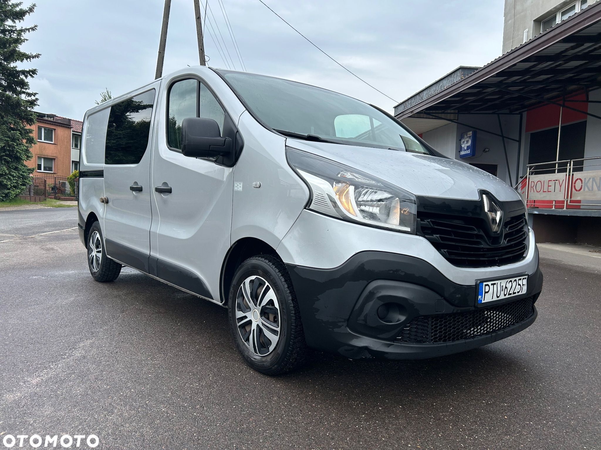 Renault Trafic - 1