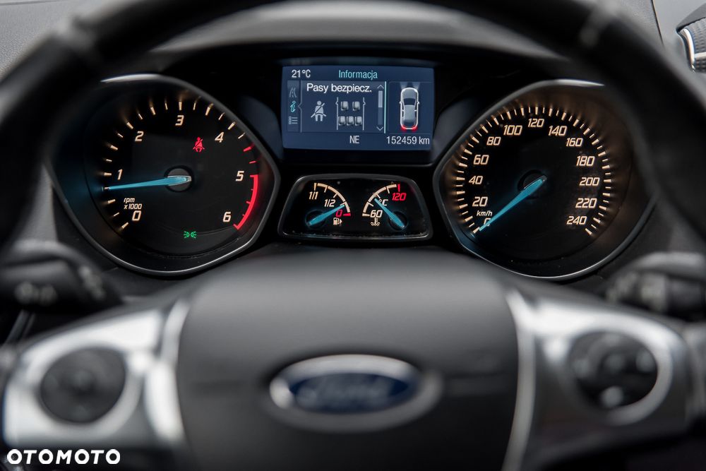 Ford Kuga 2.0 TDCi FWD Titanium - 31