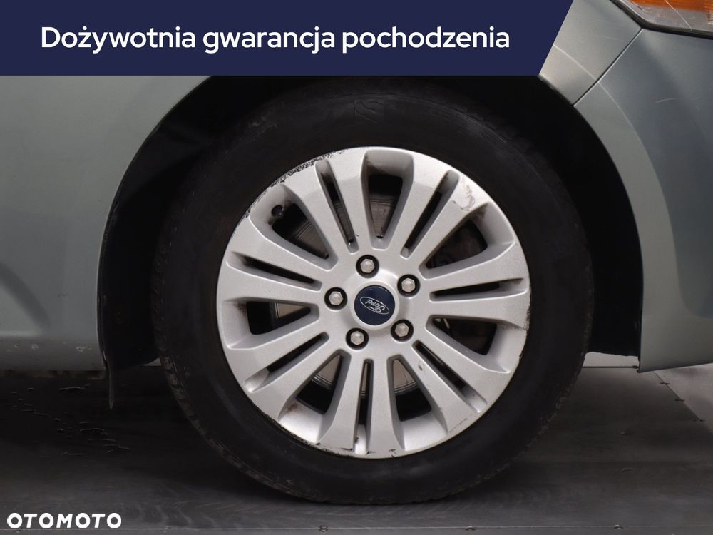 Ford Mondeo - 17