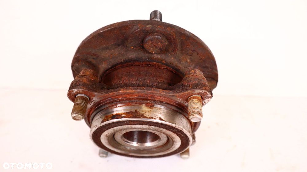 TOYOTA LAND CRUISER 200 4.5 V8 PIASTA ŁOŻYSKO KOŁA - 2