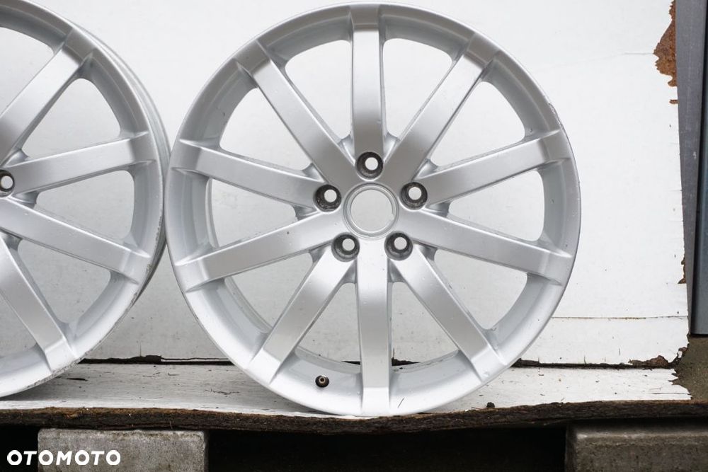 Aston Martin 5x114,3 19 8,5J et50,3 9,5J et62,5 - 9