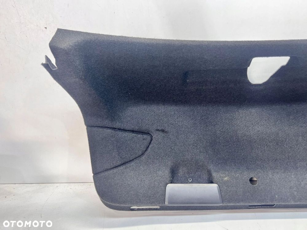 TAPICERKA KLAPY TYL AUDI A4 B9 SEDAN 8W5867975M CA9 - 4