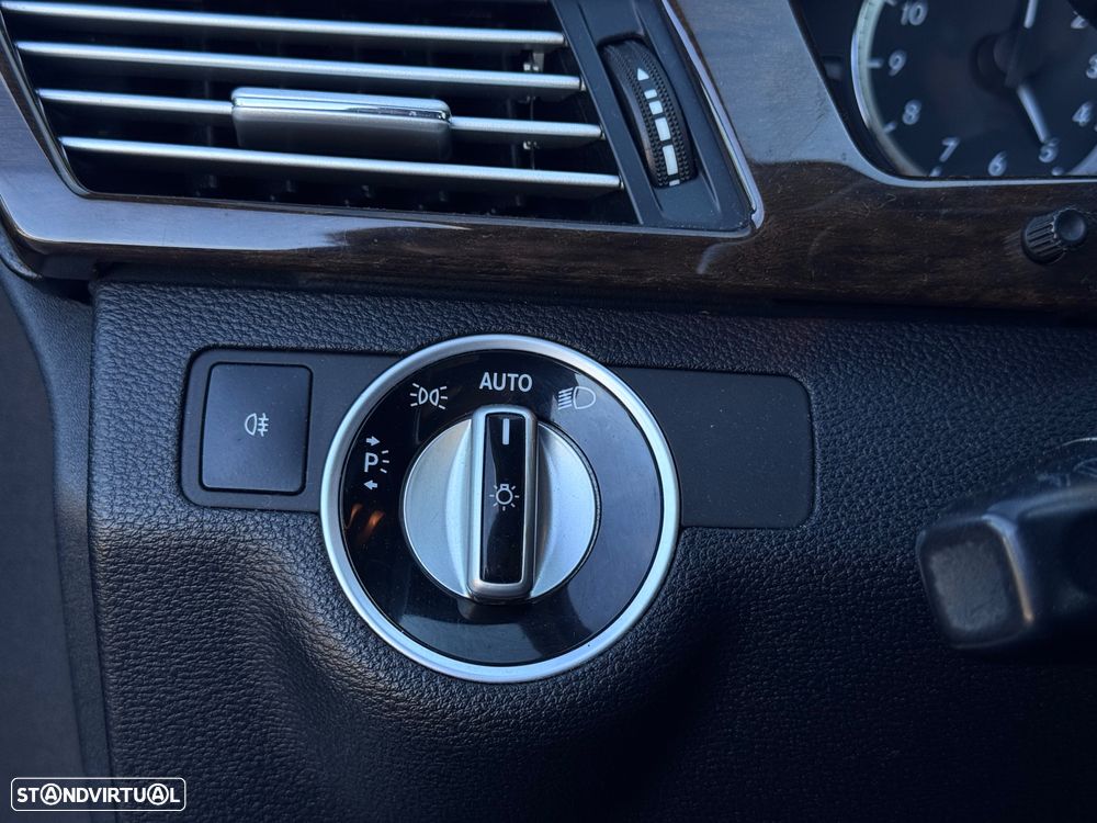 Mercedes-Benz E 220 CDI Avantgarde - 15