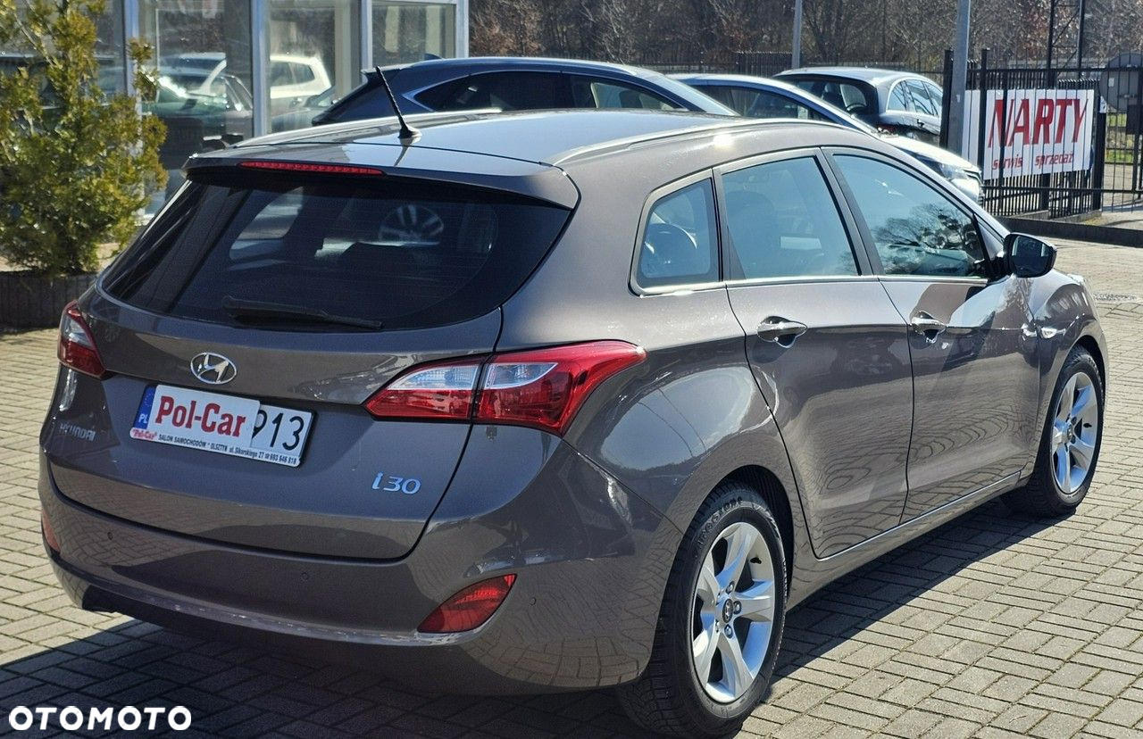 Hyundai i30 1.6 CRDi BlueDrive Comfort - 8