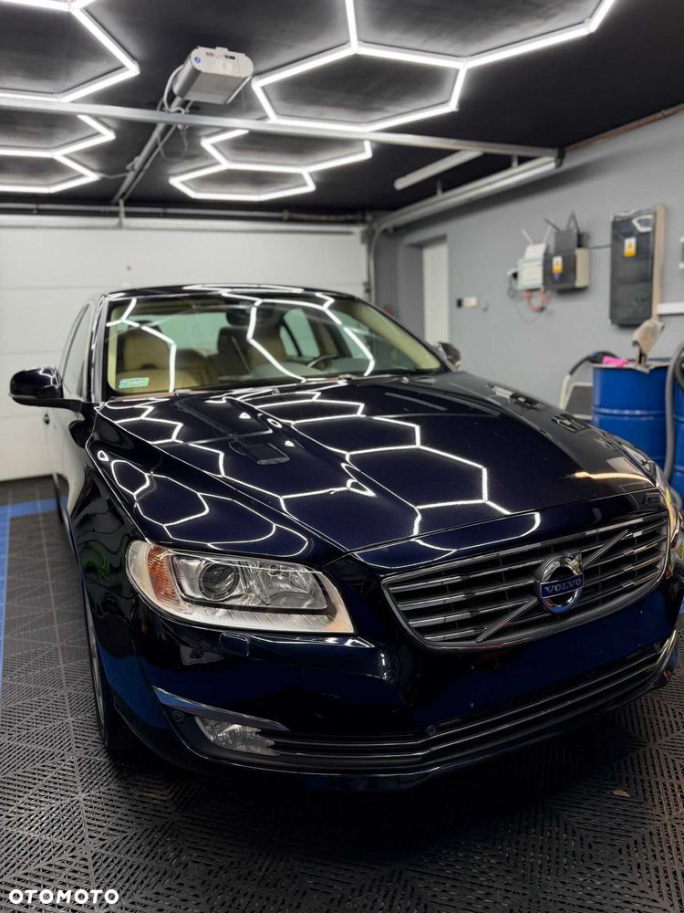 Volvo S80 - 1