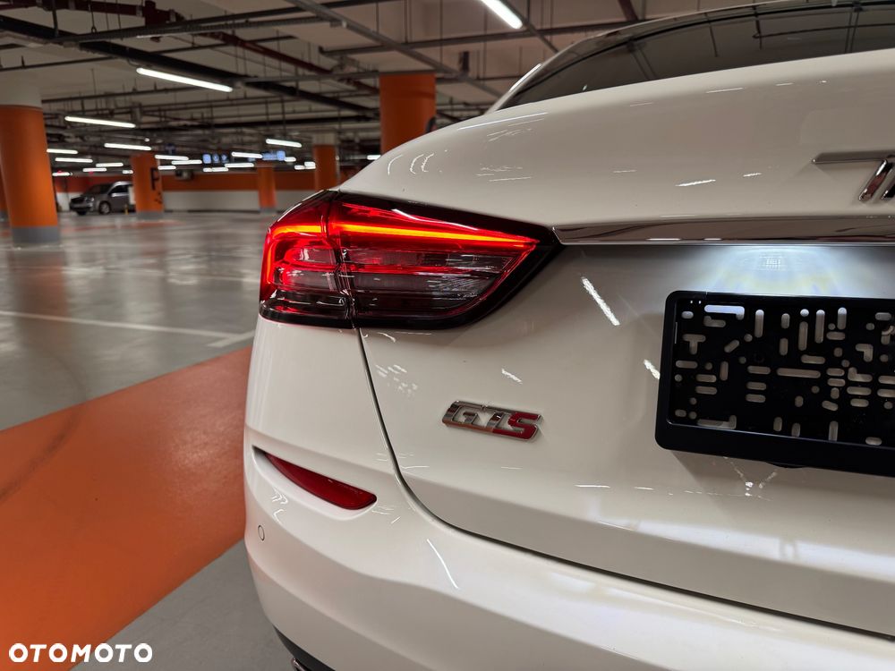 Maserati Quattroporte GTS - 11