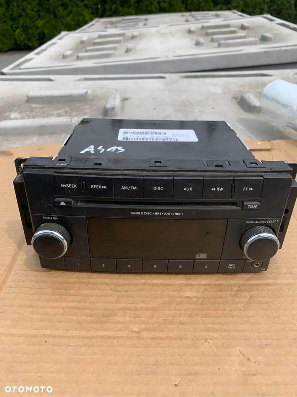 Radio Dodge Chrysler Jeep USA 05091301AC