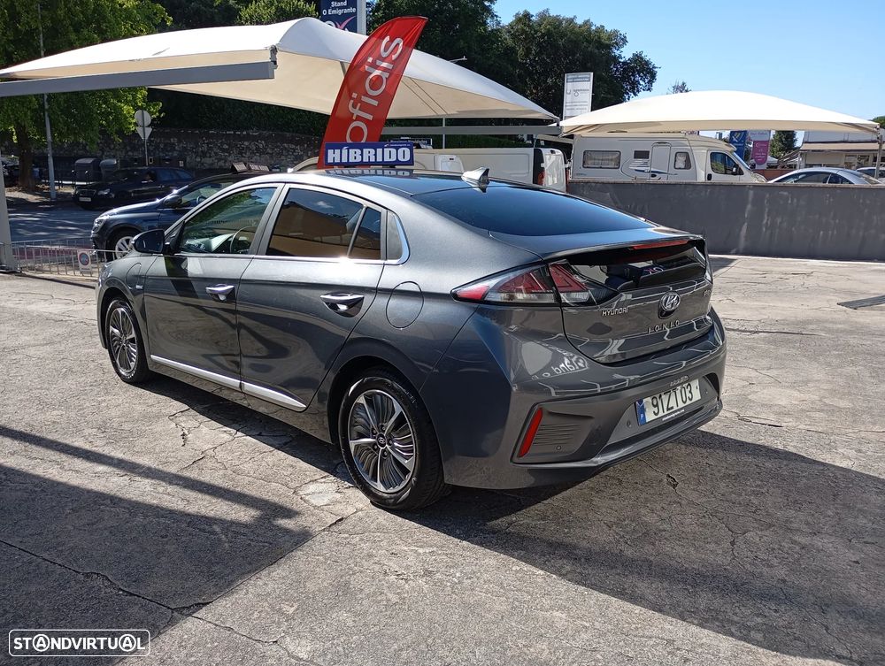 Hyundai Ioniq - 2