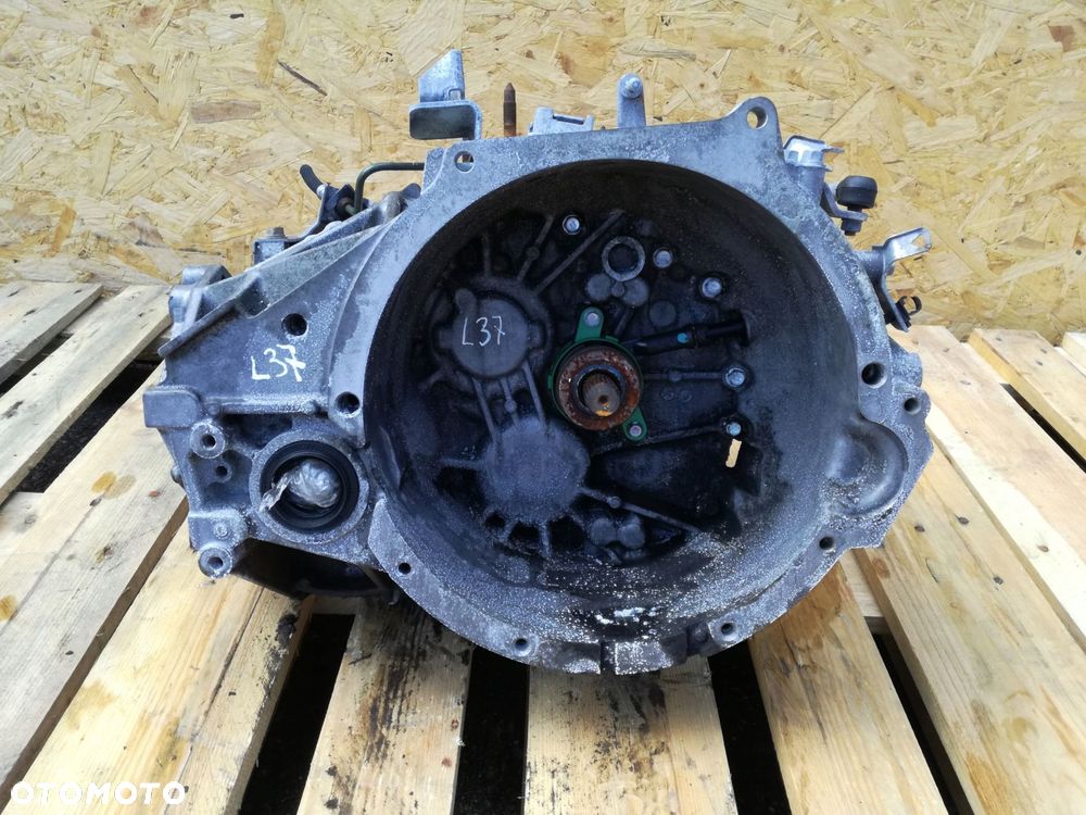 mitsubishi asx skrzynia biegów 9n8j j f6mba manualna 150km 1.8 diesel 2010 - 1