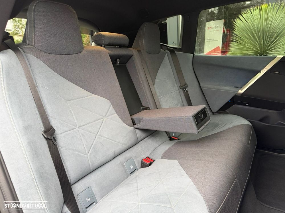 BMW iX xDrive 40 - 28