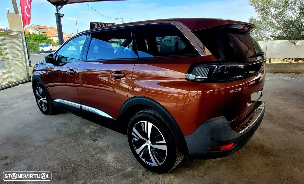 Peugeot 5008 2022 photo 5