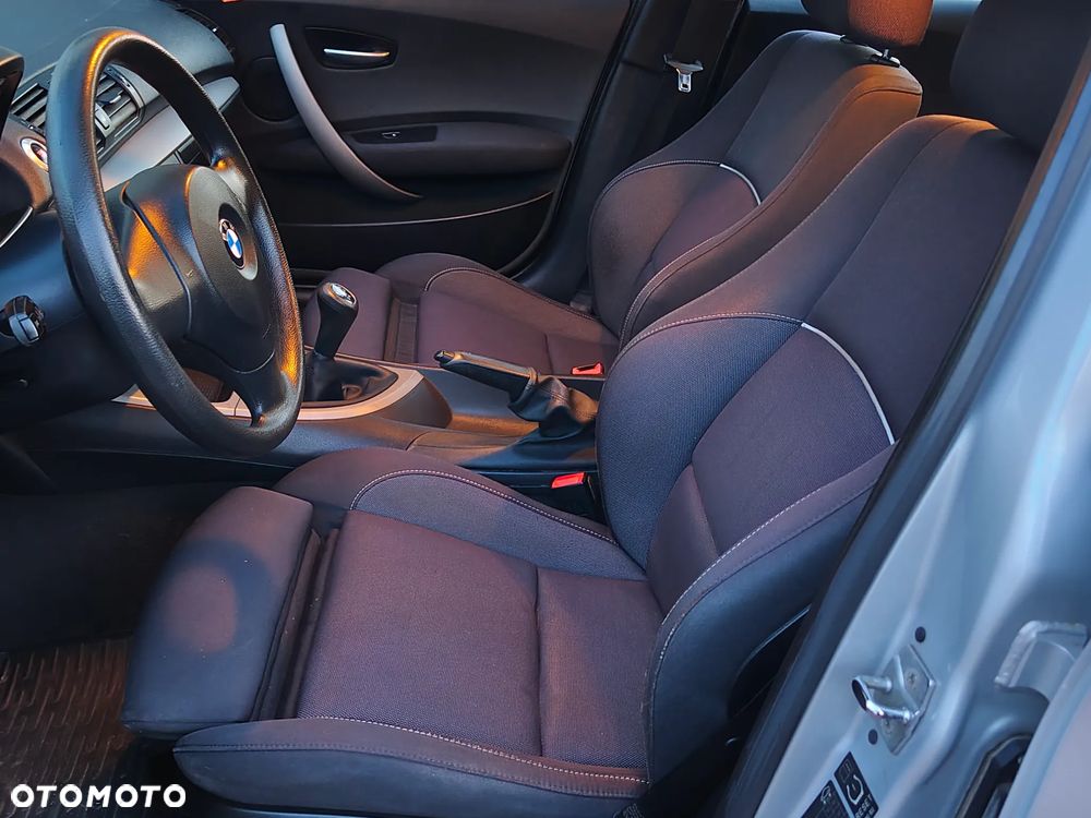 BMW Seria 1 - 13