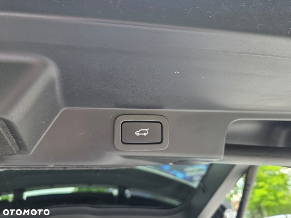Land Rover Range Rover Sport P400 3.0 HSE - 32