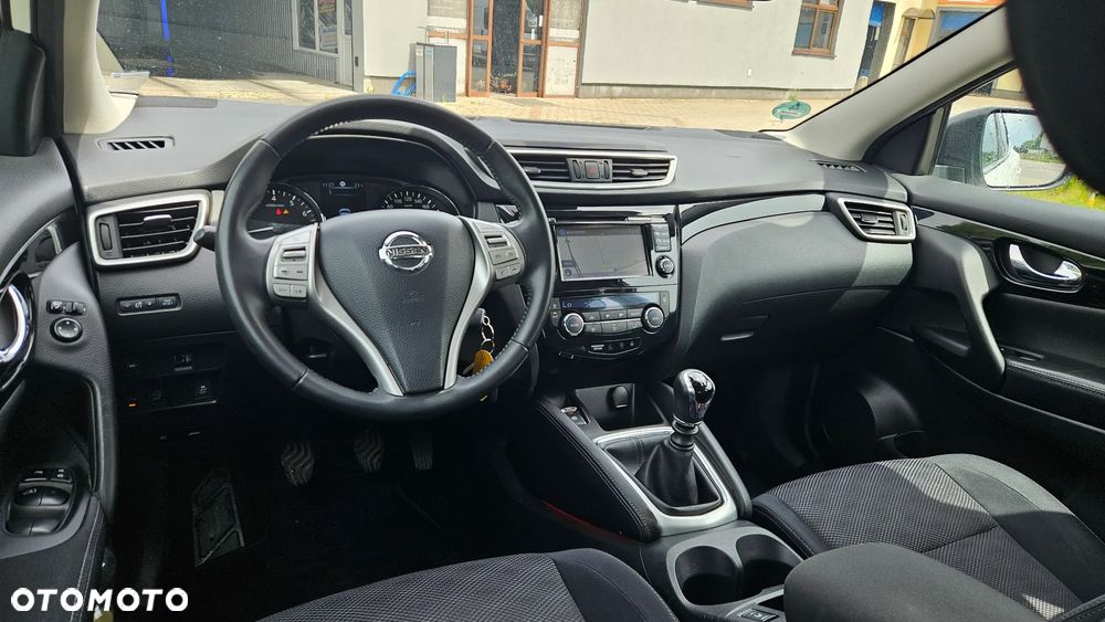 Nissan Qashqai 1.2 DIG-T N-Connecta EU6 - 12