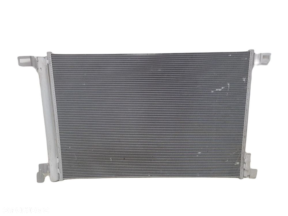 CHŁODNICA KLIMATYZACJI TOUAREG III 3 EHYBRID Q7 Q8 E-TRON 4M0816411R - 1