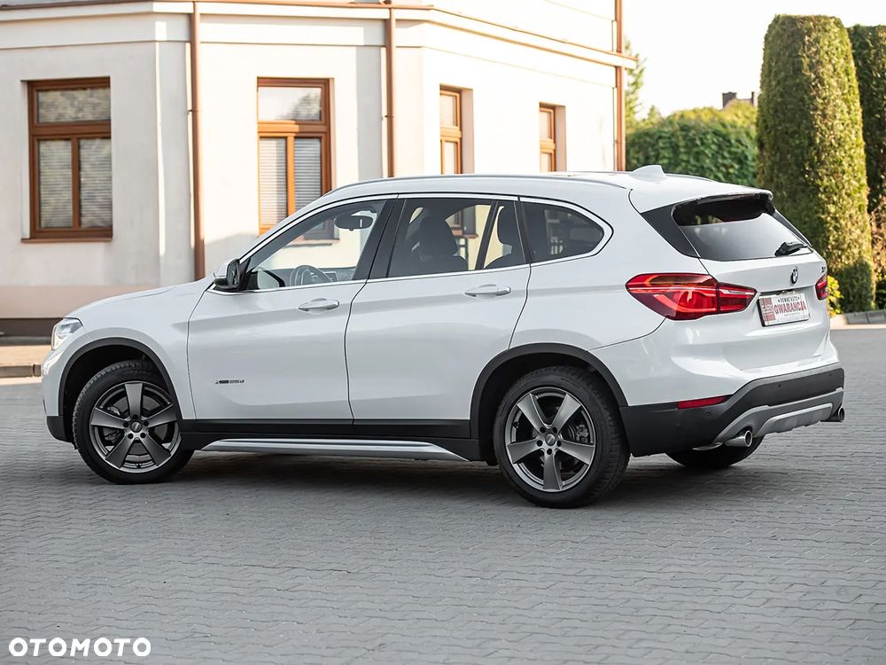 BMW X1 xDrive25d xLine - 10