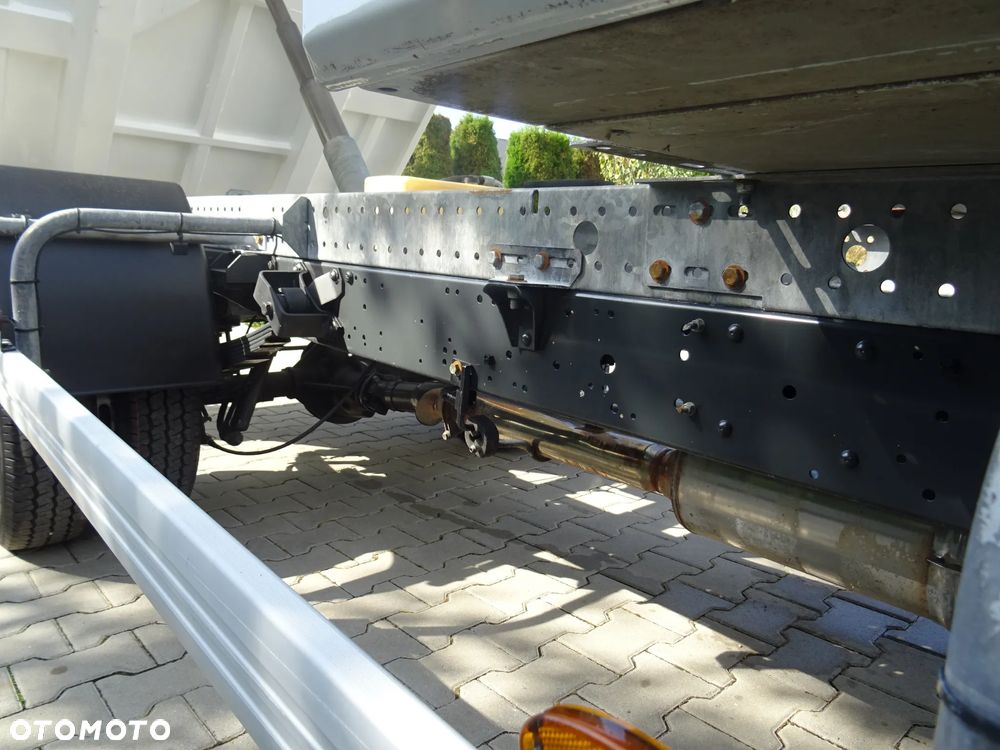 Iveco 35C16 WYWROTKA ORYGINAŁ 3,0 HPi KLIMA HAK WZMOCNIONE RESORY - 9