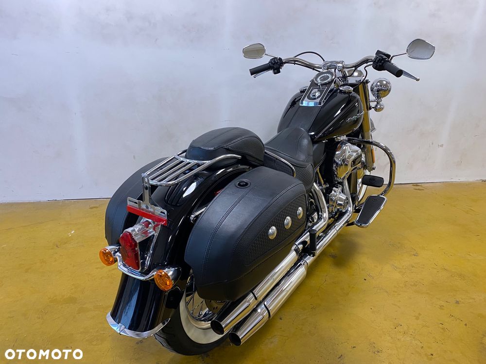 Harley-Davidson Softail Deluxe - 4